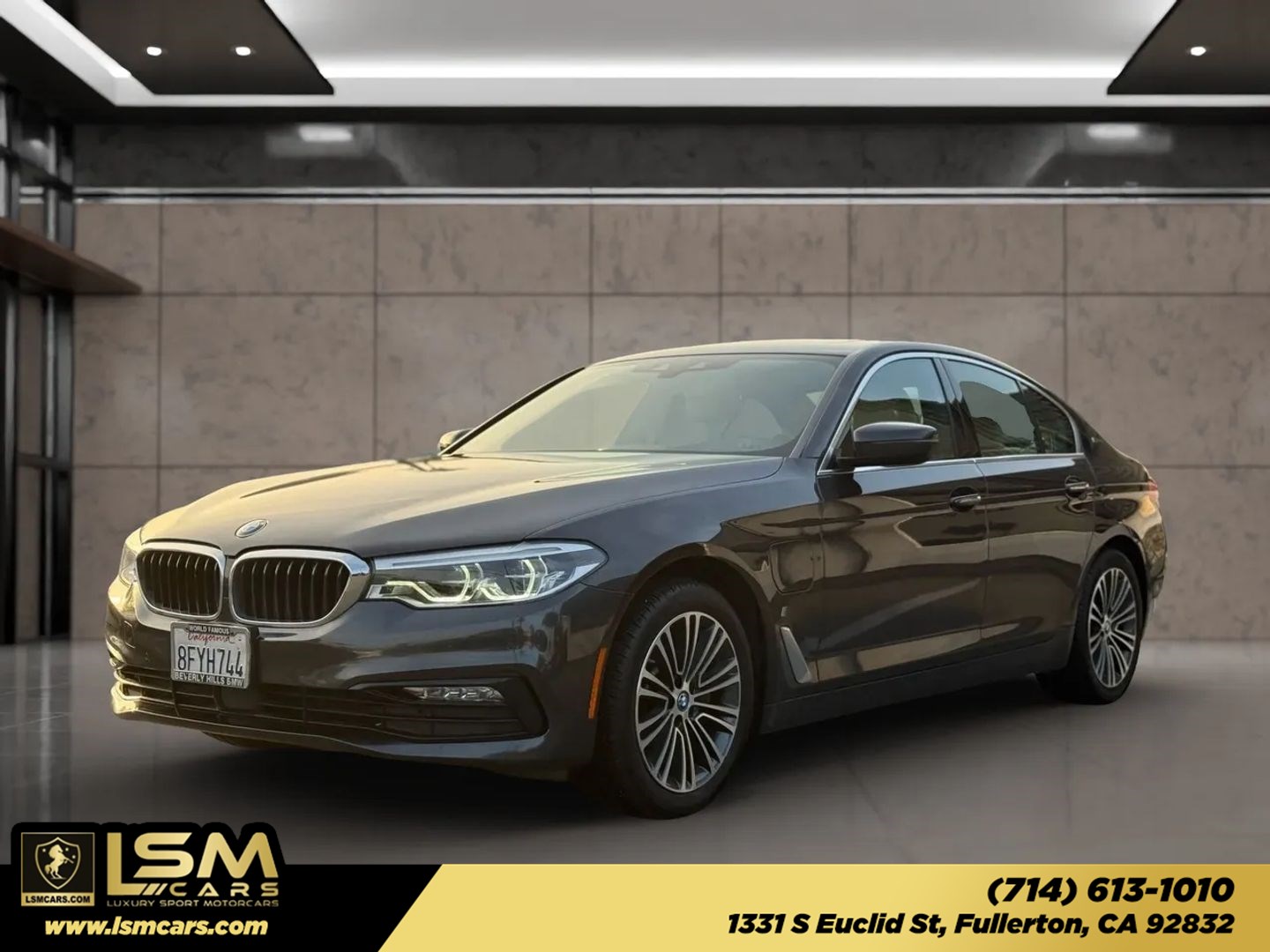 2018 BMW 5 Series 530e's photo