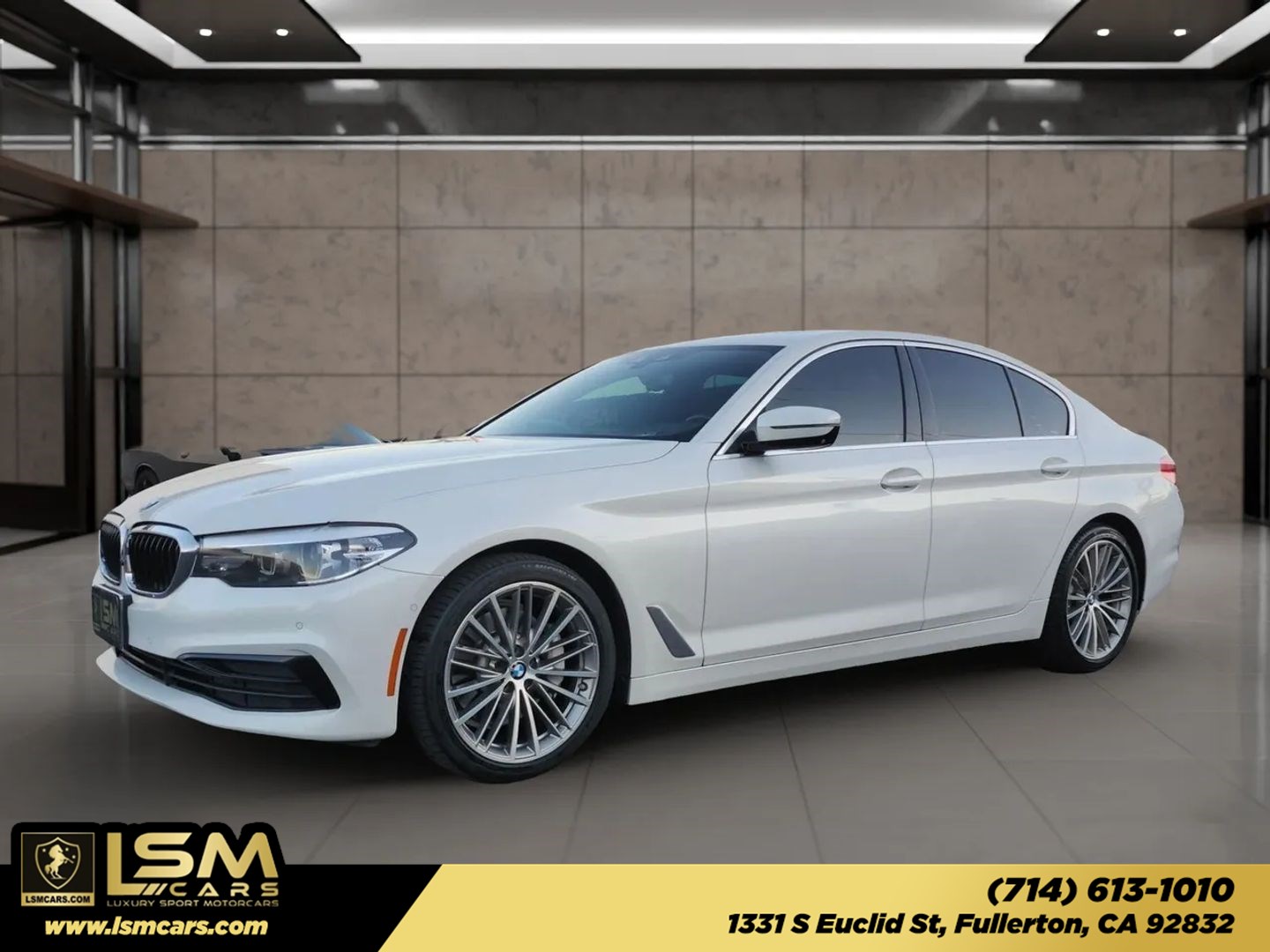 2019 BMW 5 Series 530i's photo