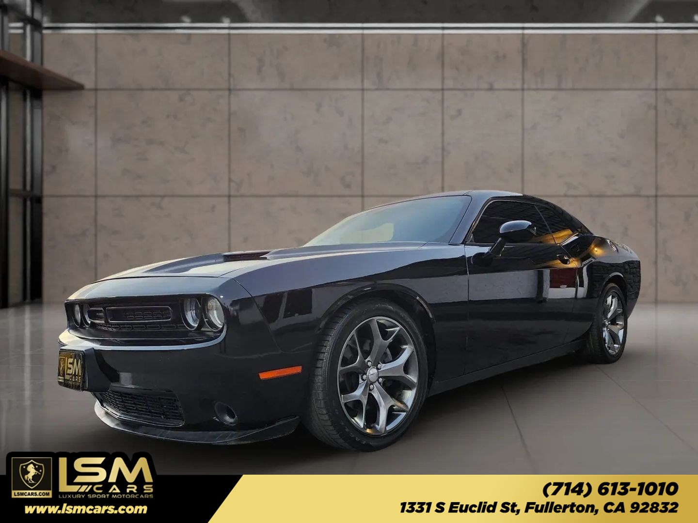 2015 Dodge Challenger SXT
