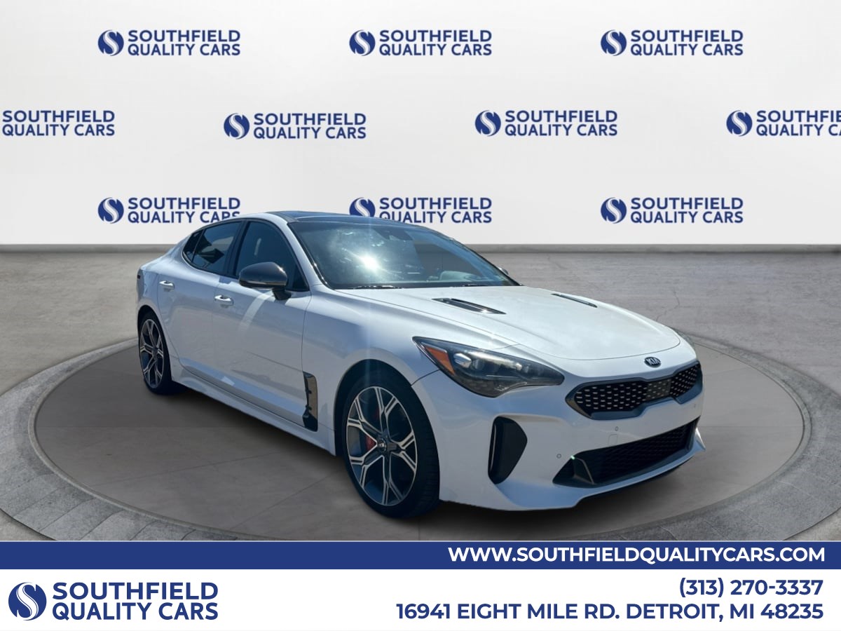 2019 Kia Stinger GT2's photo