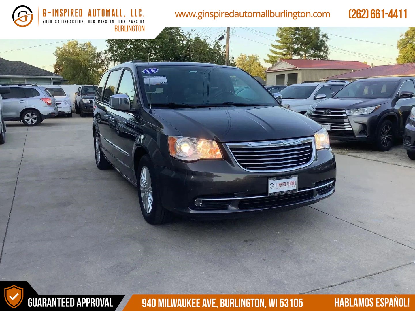 2015 Chrysler Town & Country Limited Platinum's photo