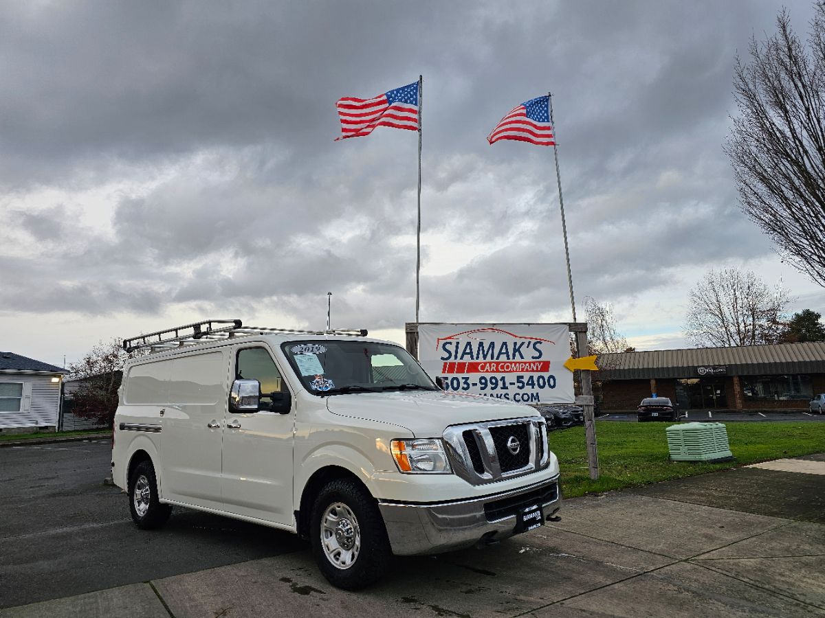 2019 Nissan NV Cargo SL's photo
