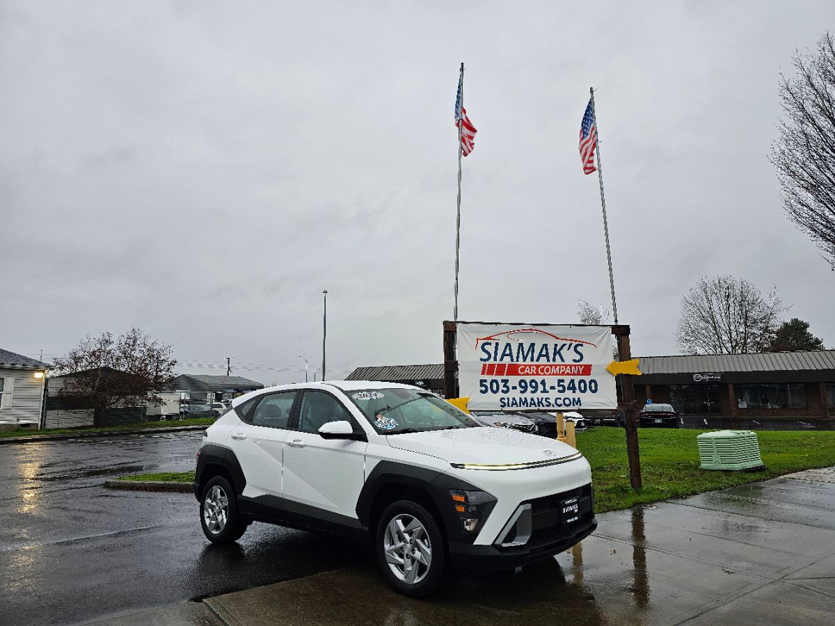 2024 Hyundai Kona SE's photo