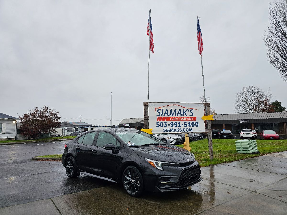 2024 Toyota Corolla XSE's photo