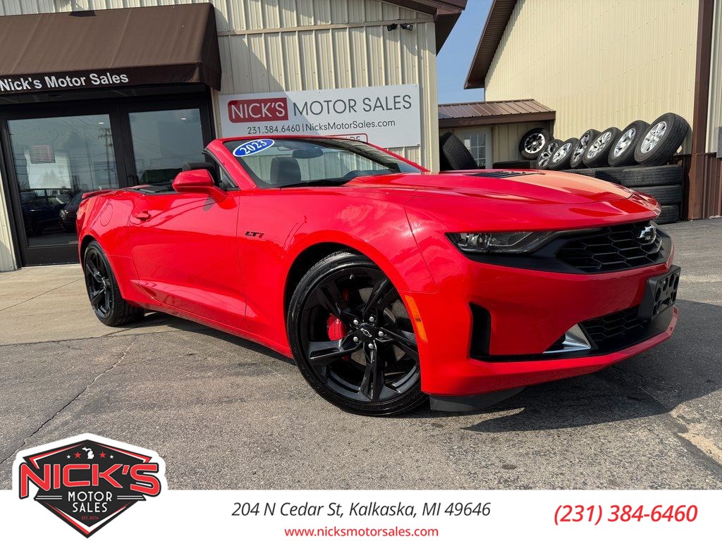 2023 Chevrolet Camaro LT1 Convertible's photo