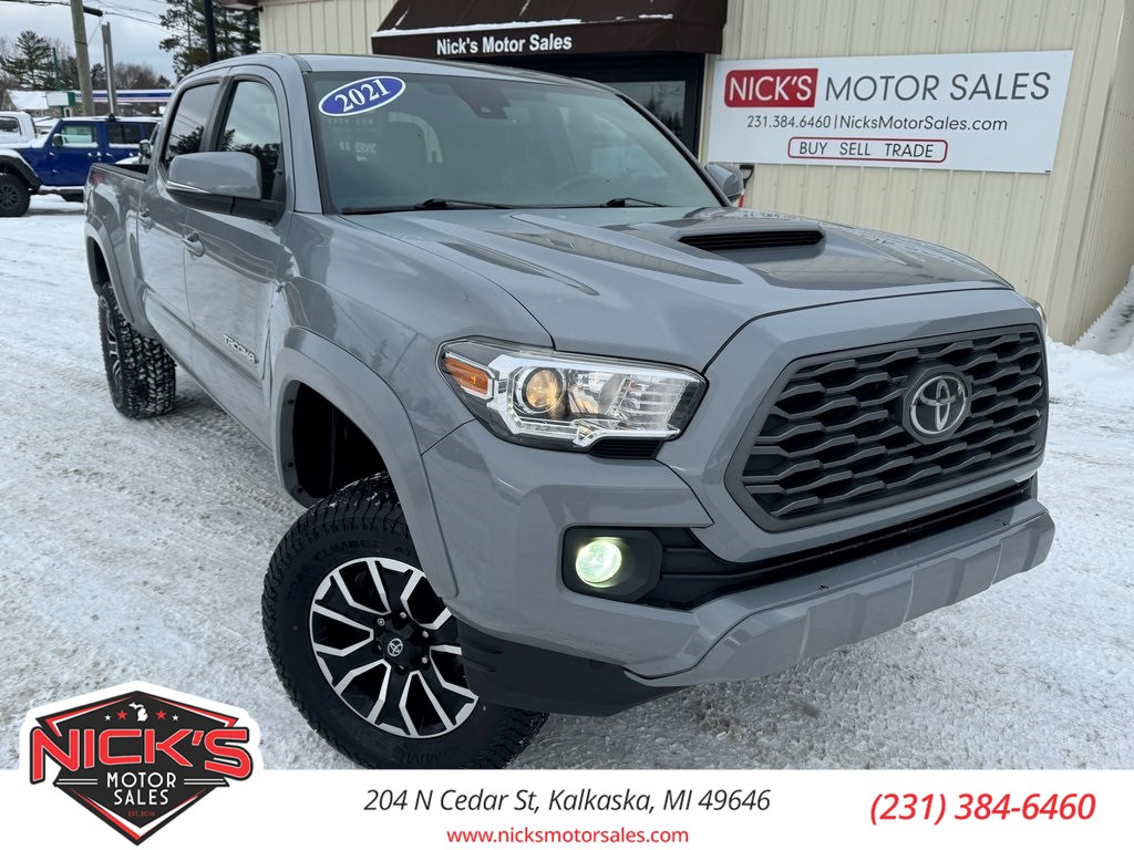 2021 Toyota Tacoma TRD Sport's photo