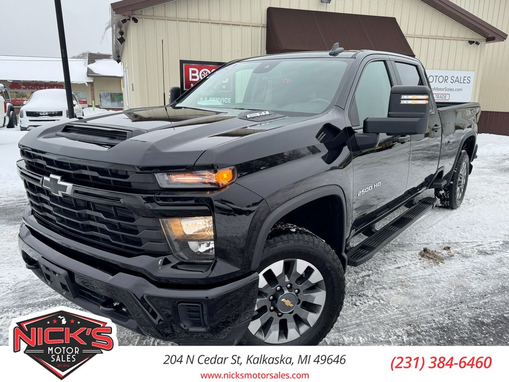 2024 Chevrolet Silverado 2500HD Custom's photo