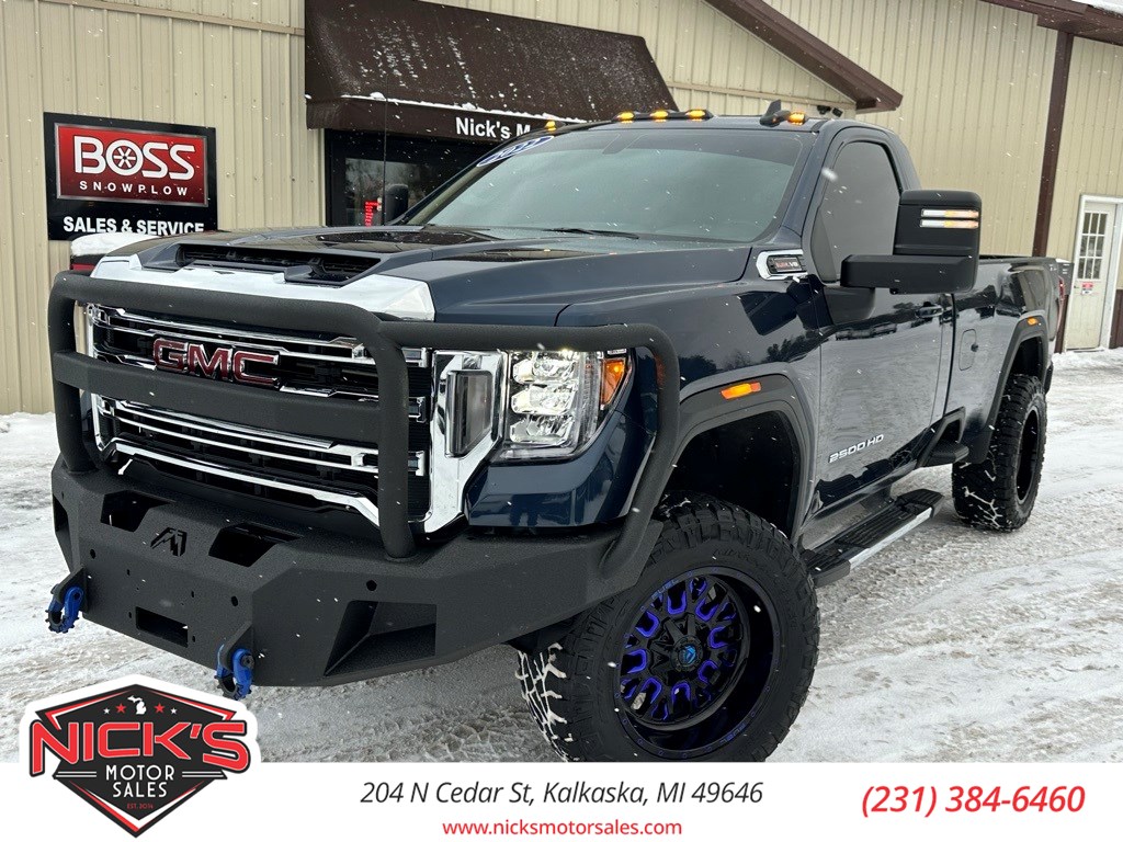 2022 GMC Sierra 2500HD SLE's photo