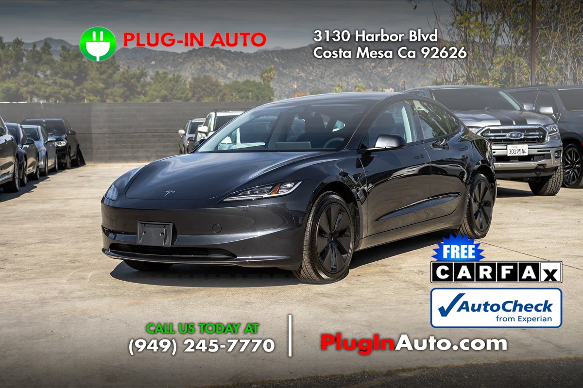 2025 Tesla Model 3 Performance's photo