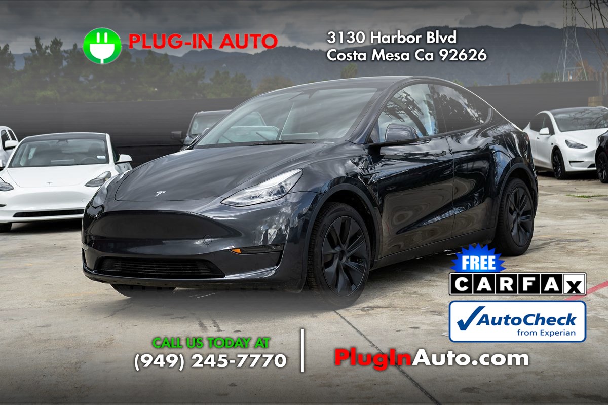 2025 Tesla Model Y Long Range's photo