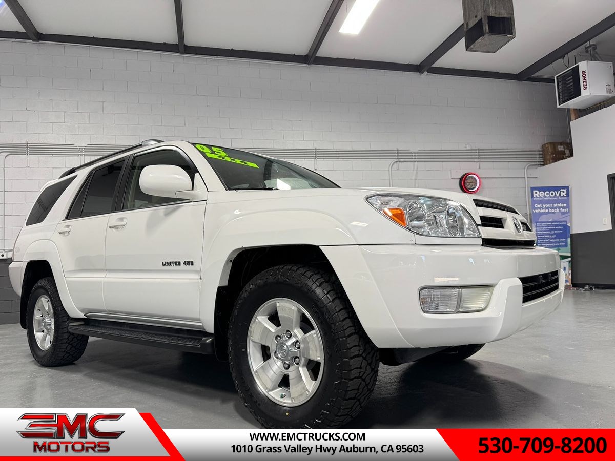 2005 Toyota 4Runner Limited's photo