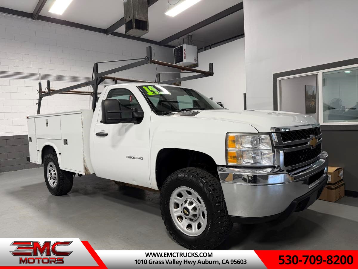 2014 Chevrolet Silverado 3500 Chassis Cab Work Truck's photo