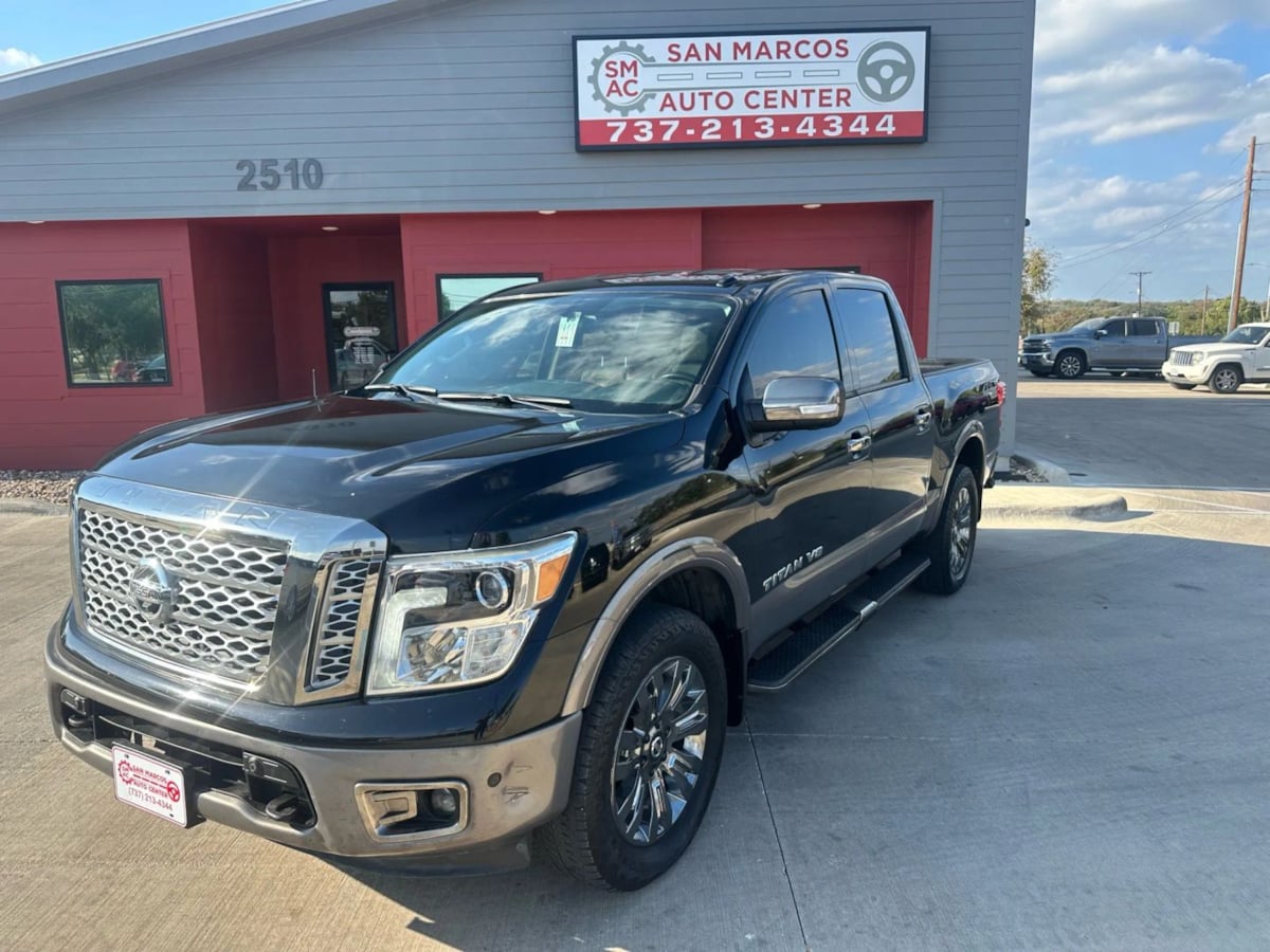 2018 Nissan Titan Platinum Reserve's photo
