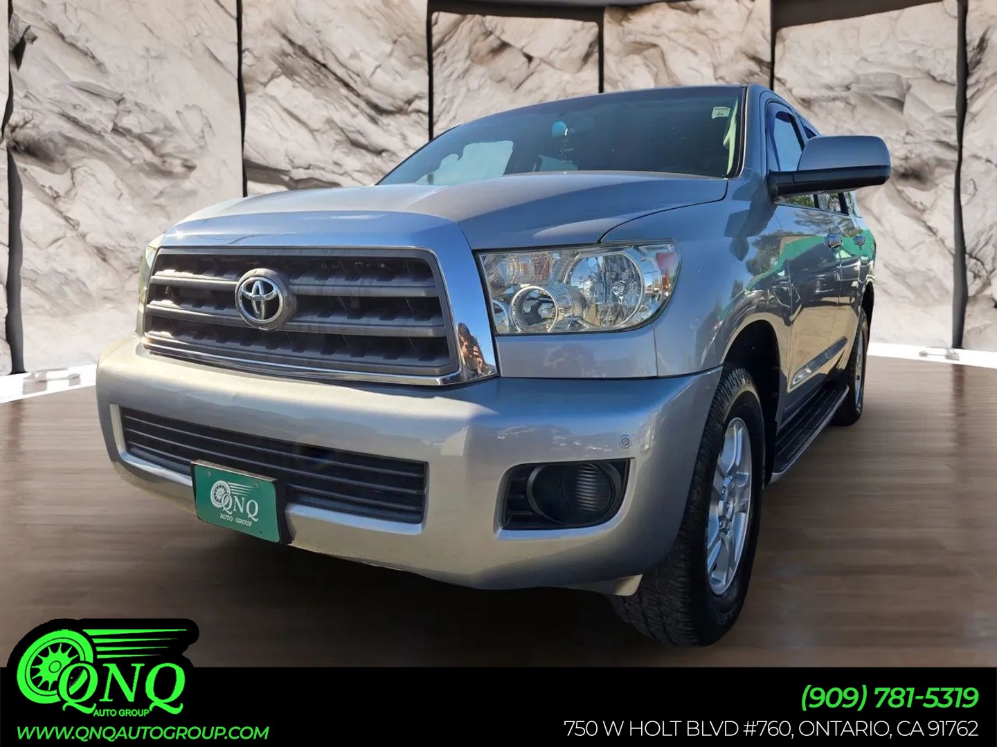 2008 Toyota Sequoia SR5's photo