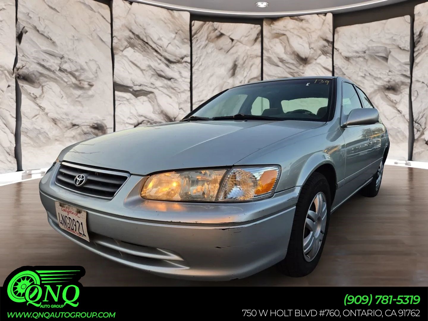 2000 Toyota Camry LE's photo