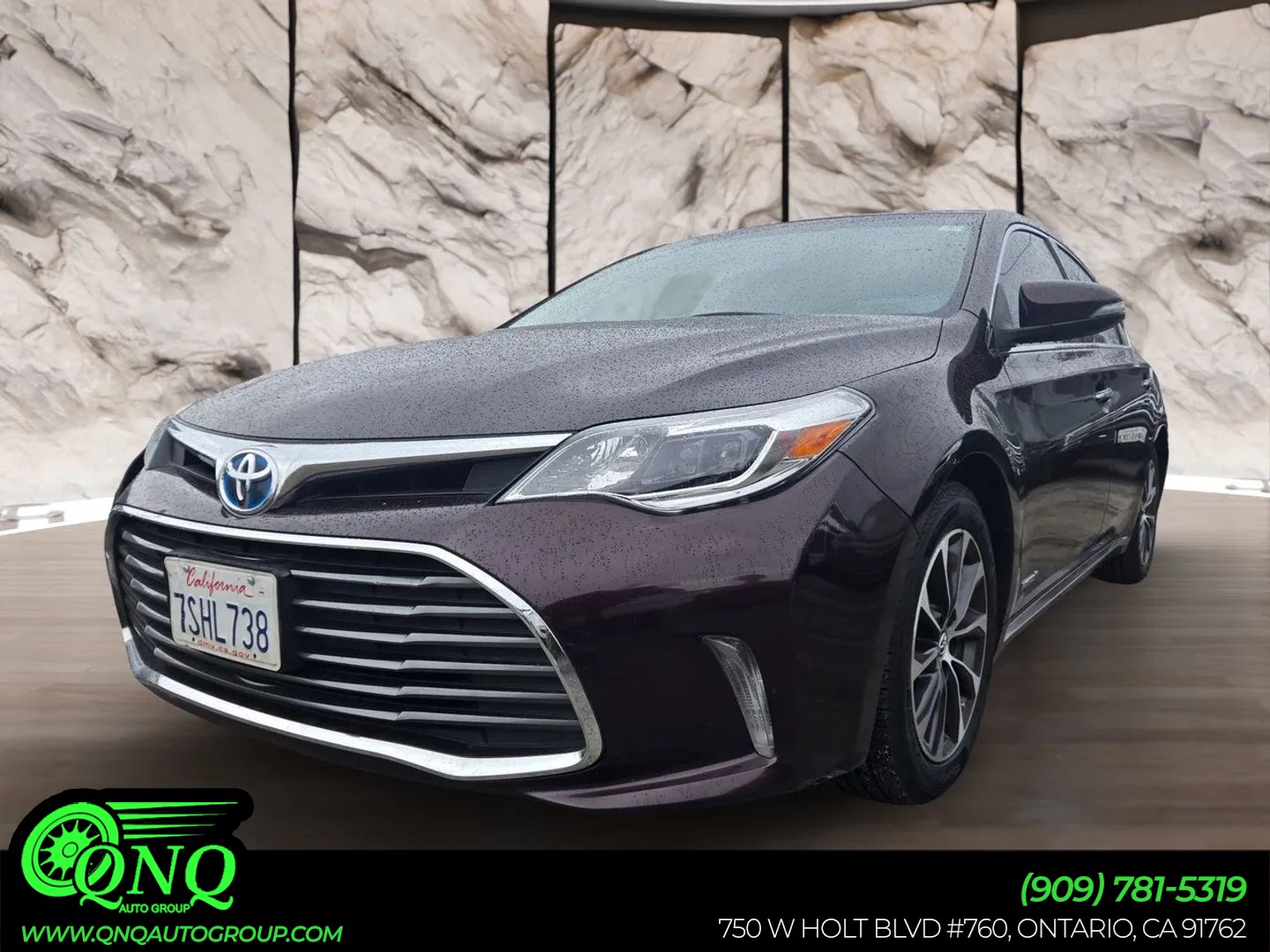 2016 Toyota Avalon XLE Premium's photo