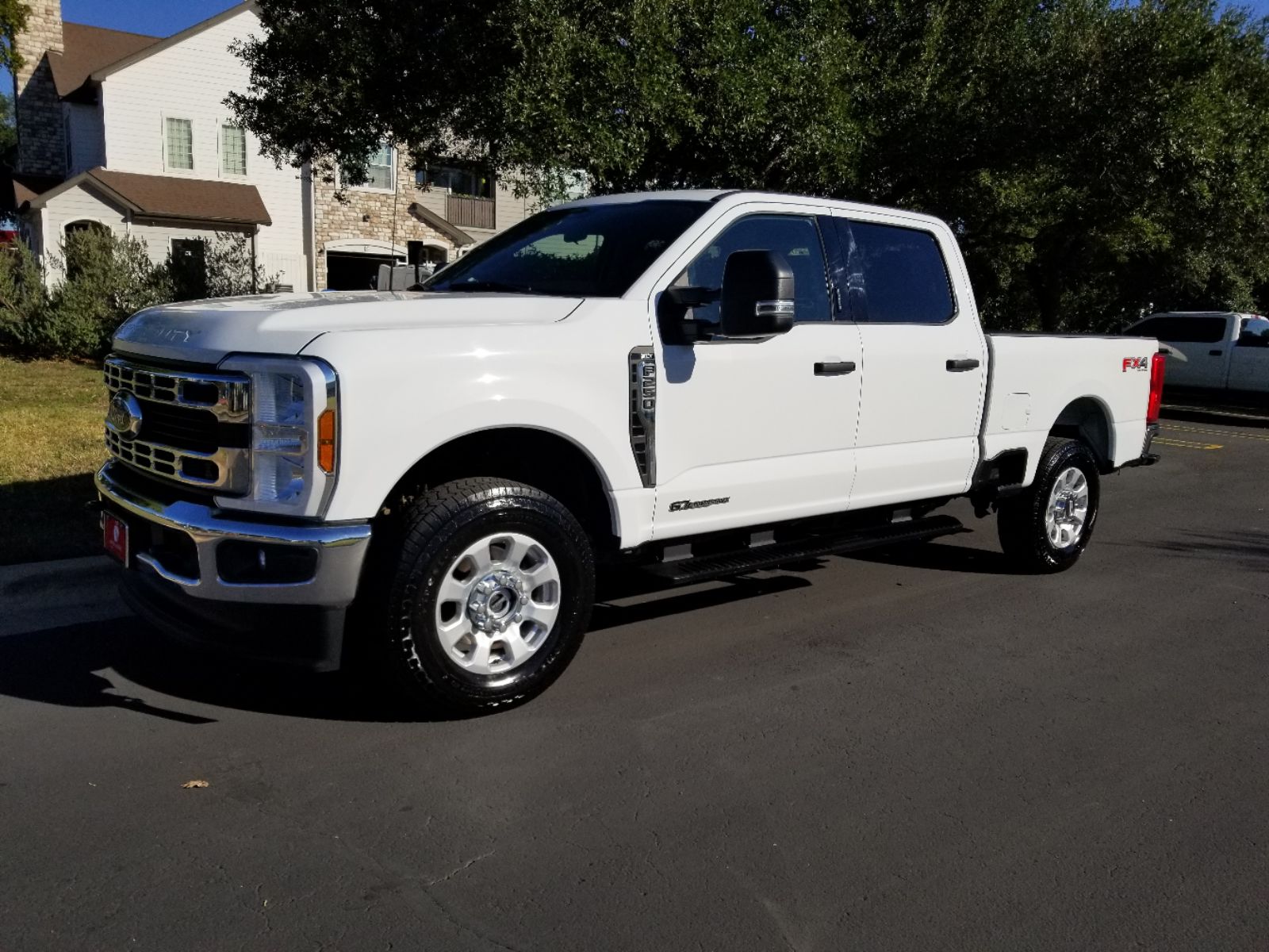 2024 Ford F-250 Super Duty XLT's photo