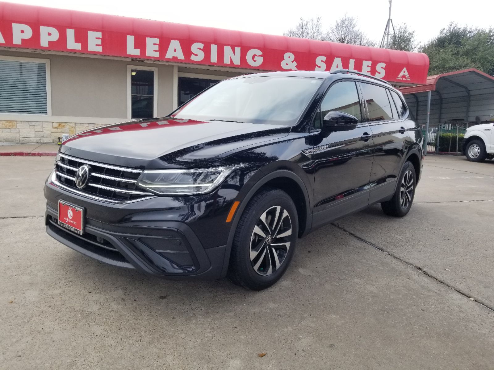 2023 Volkswagen Tiguan S