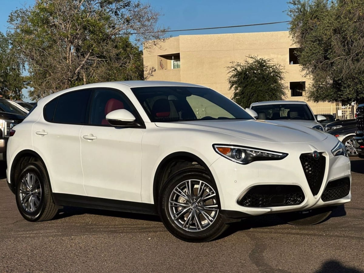 2023 Alfa Romeo Stelvio