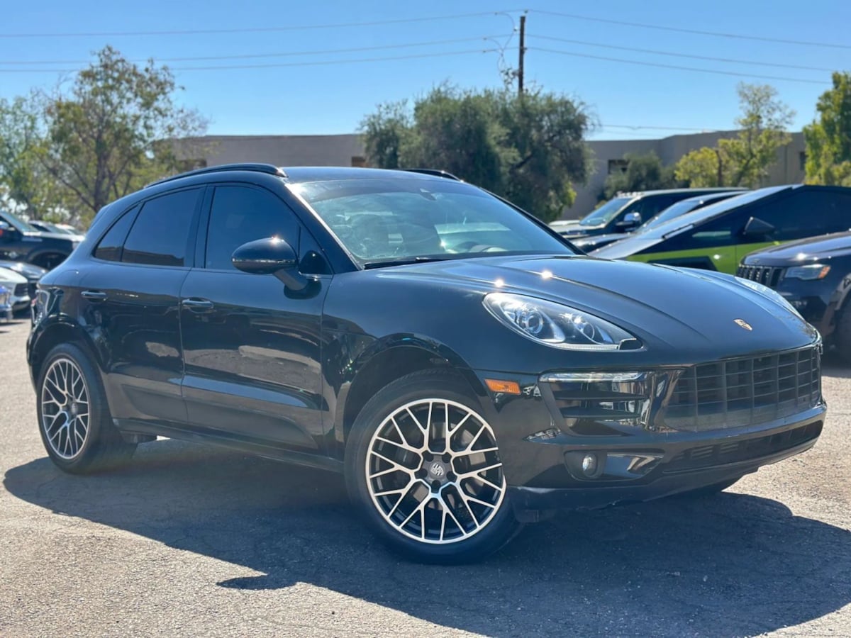 2018 Porsche Macan Sport Edition