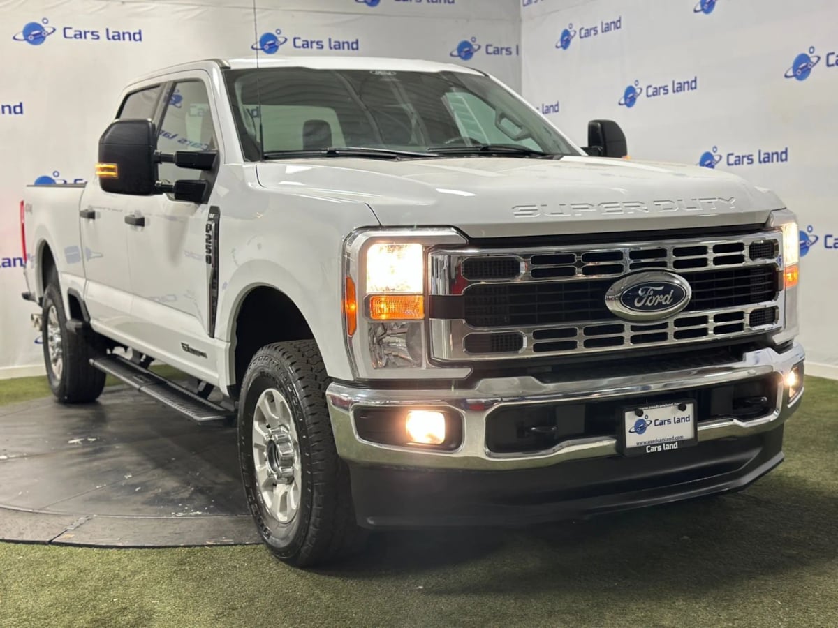 2024 Ford F-250 Super Duty XLT's photo