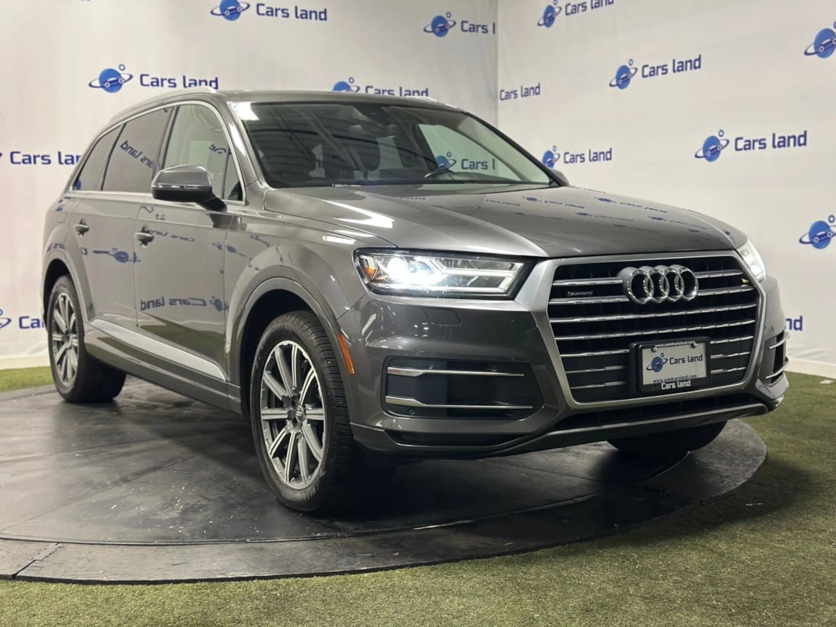 2019 Audi Q7 Premium's photo