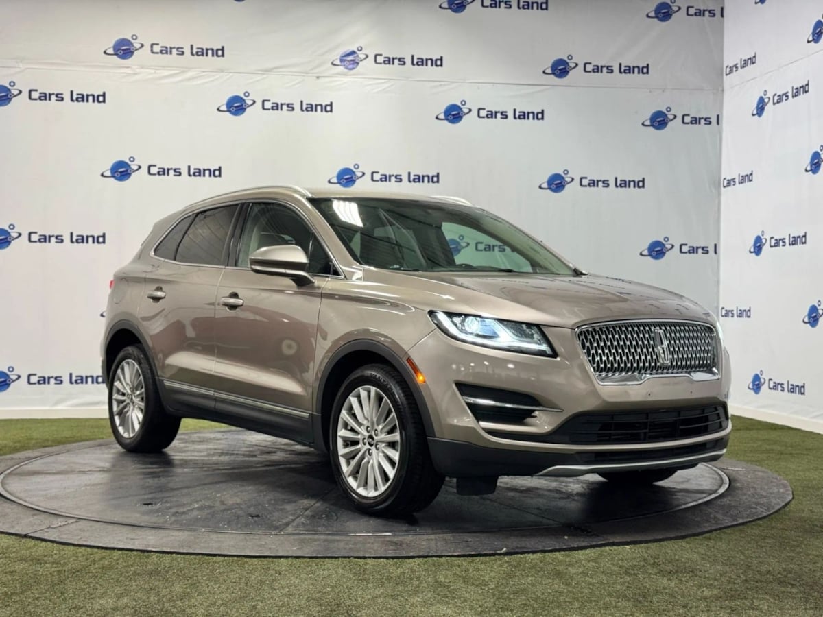2019 Lincoln MKC Base