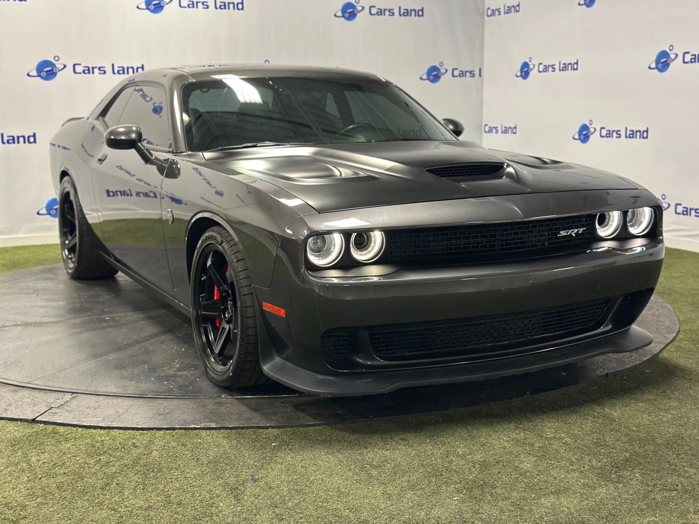 2016 Dodge Challenger SRT's photo