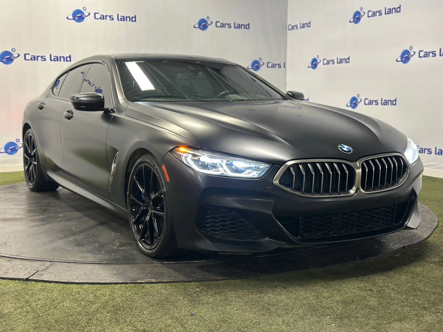 2020 BMW 8 Series M850i's photo