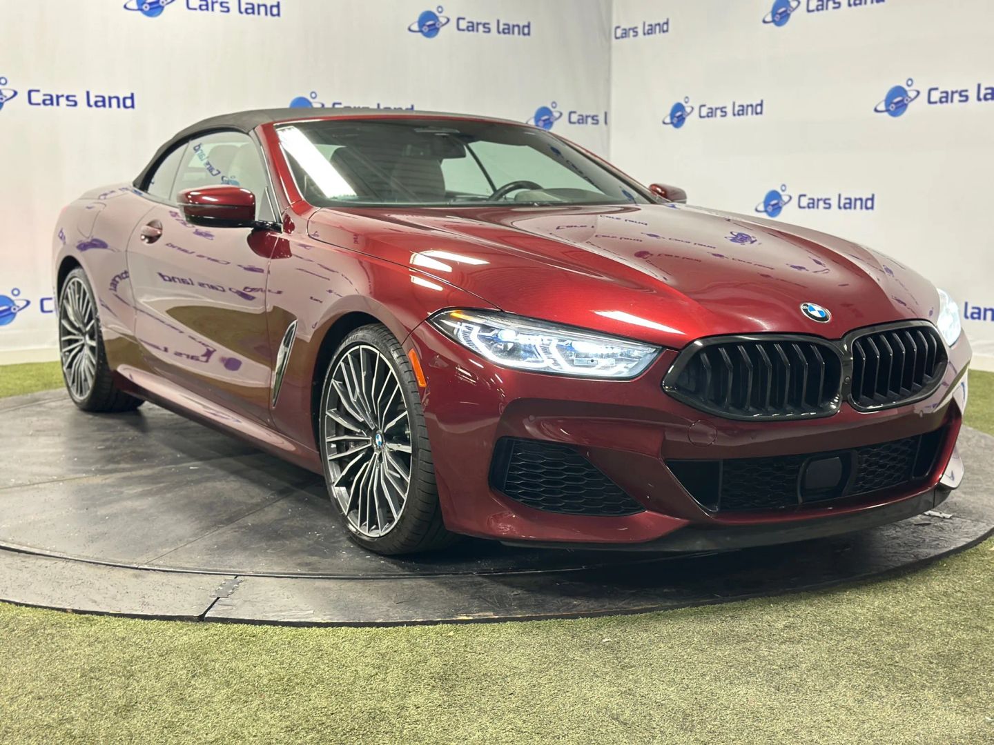 2022 BMW 8 Series M850i's photo