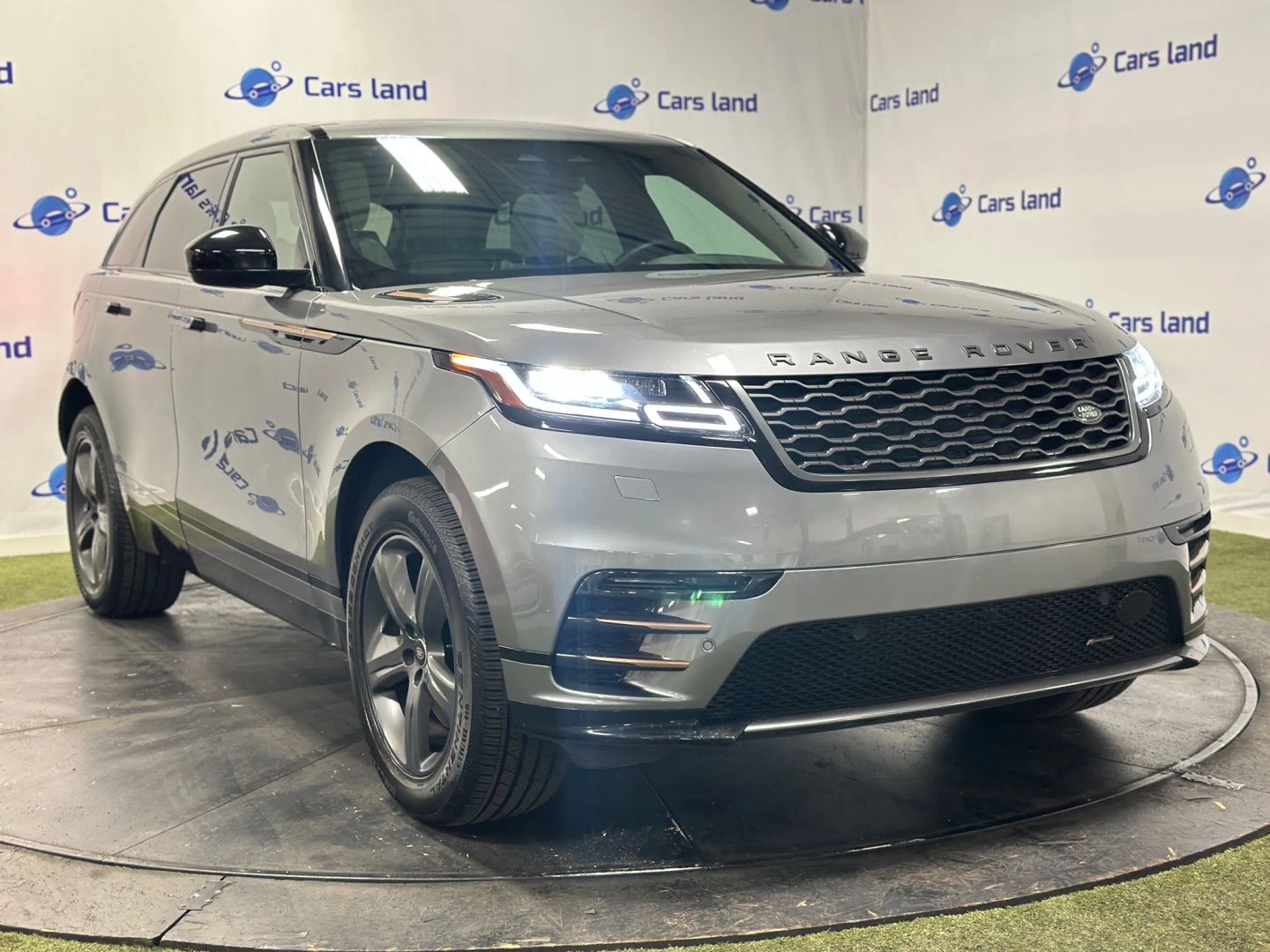 2023 Land Rover Range Rover Velar S's photo