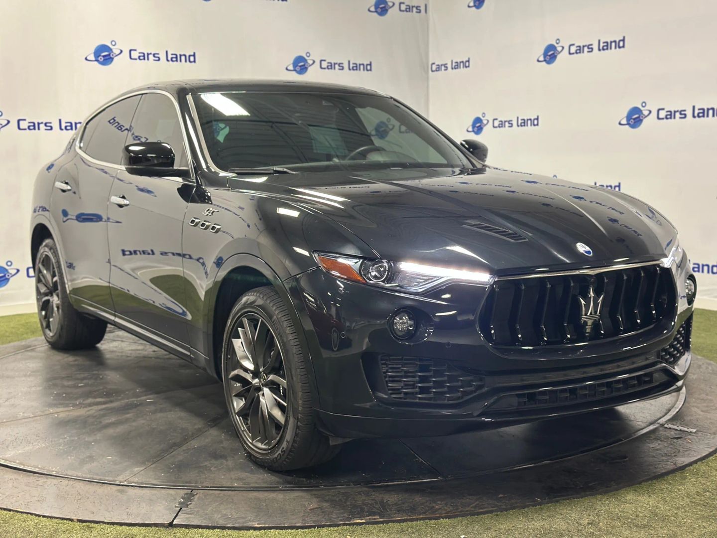 2024 Maserati Levante Modena Ultima's photo