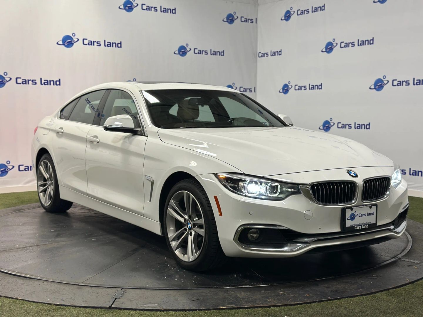 2019 BMW 4 Series 430i's photo