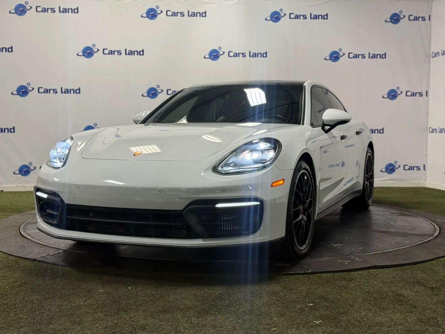 2021 Porsche Panamera Base