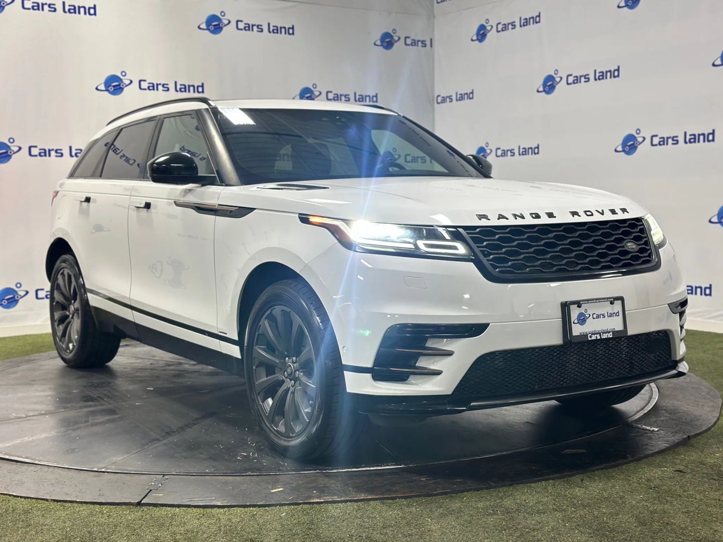 2019 Land Rover Range Rover Velar SE