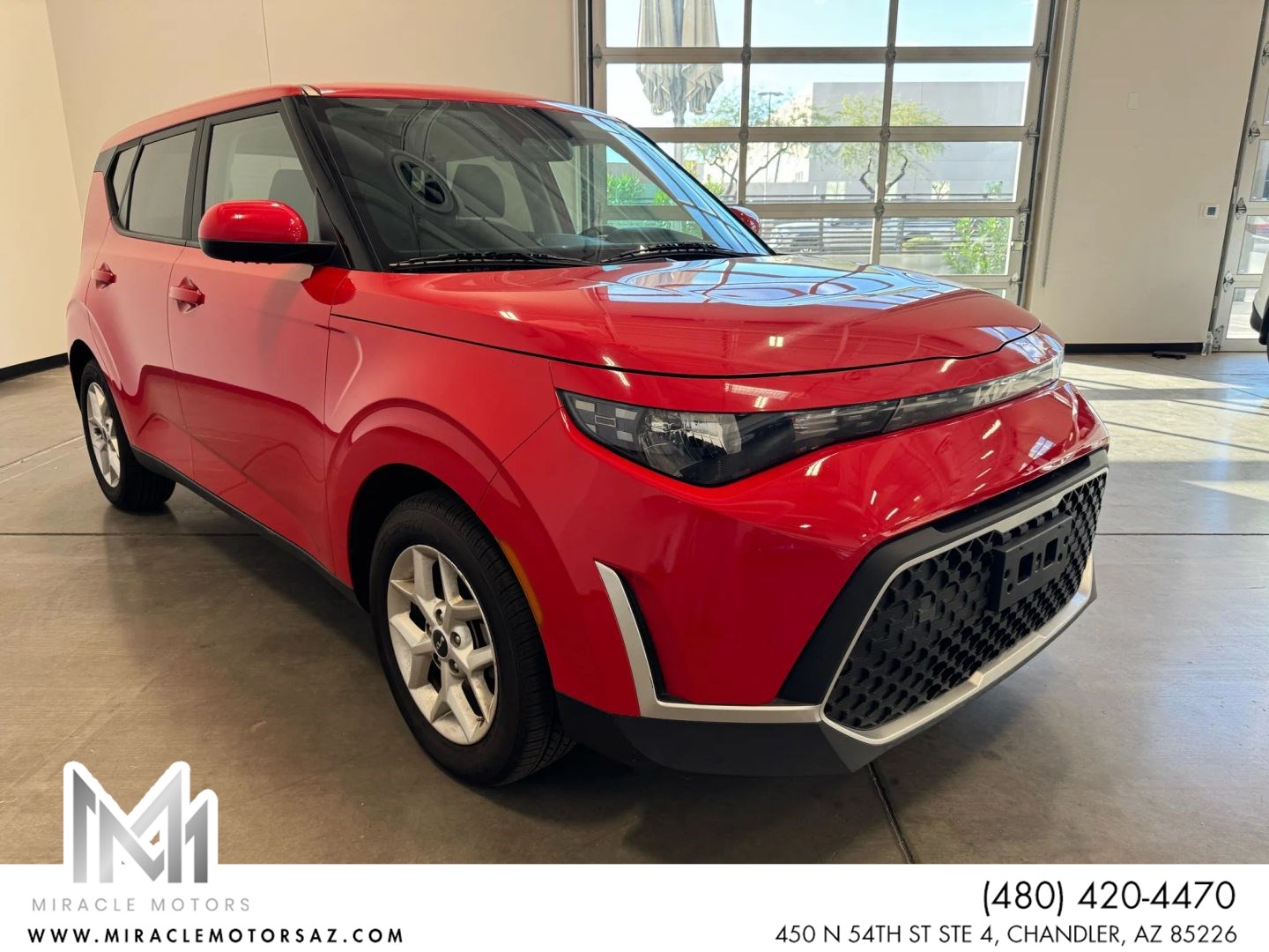 2023 Kia Soul LX's photo