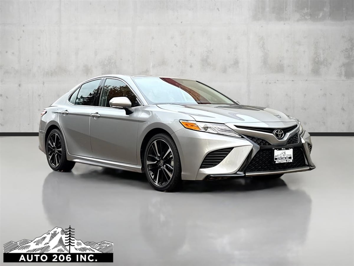2020 Toyota Camry XSE's photo