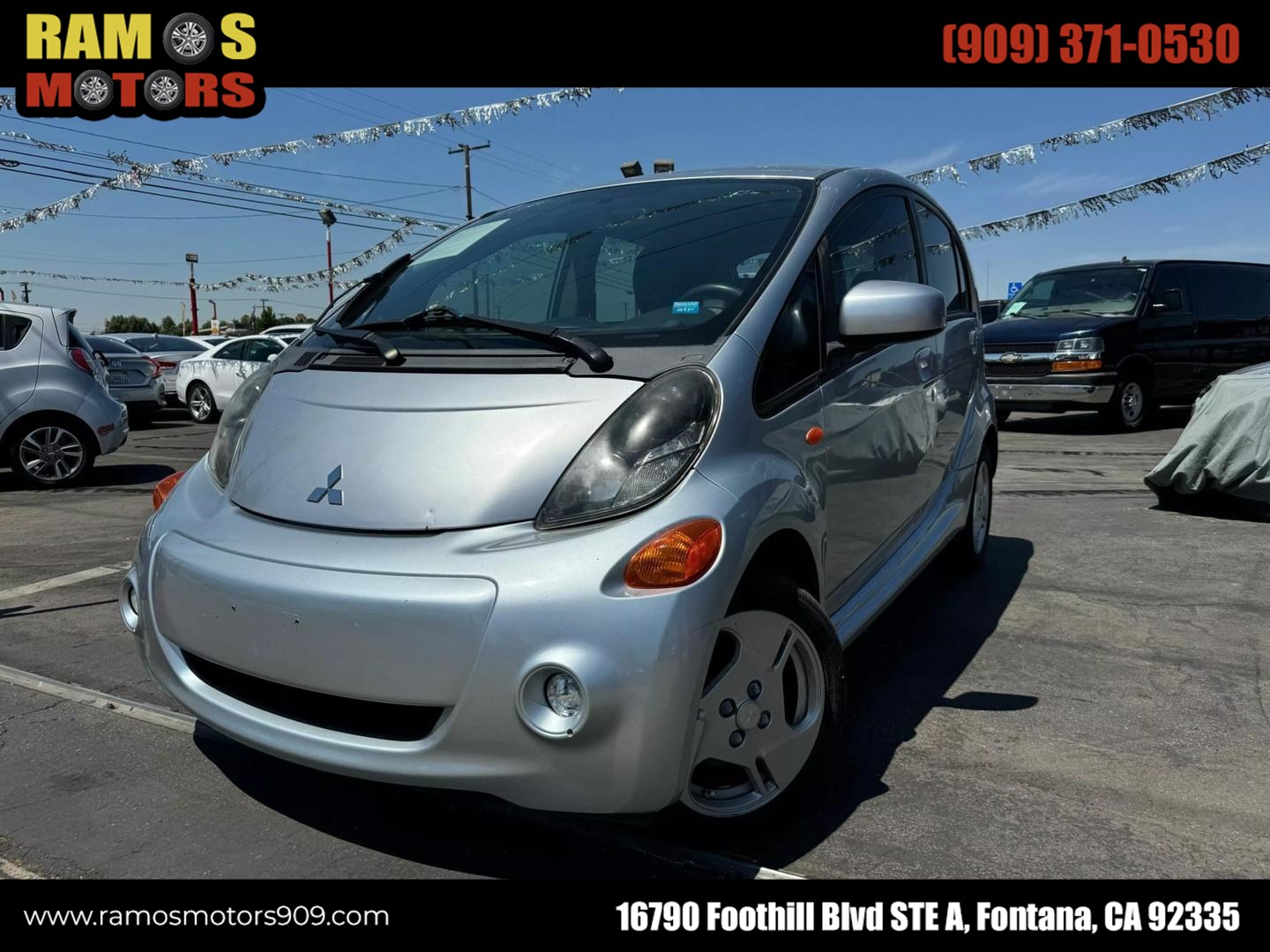 2017 Mitsubishi i-MiEV ES's photo