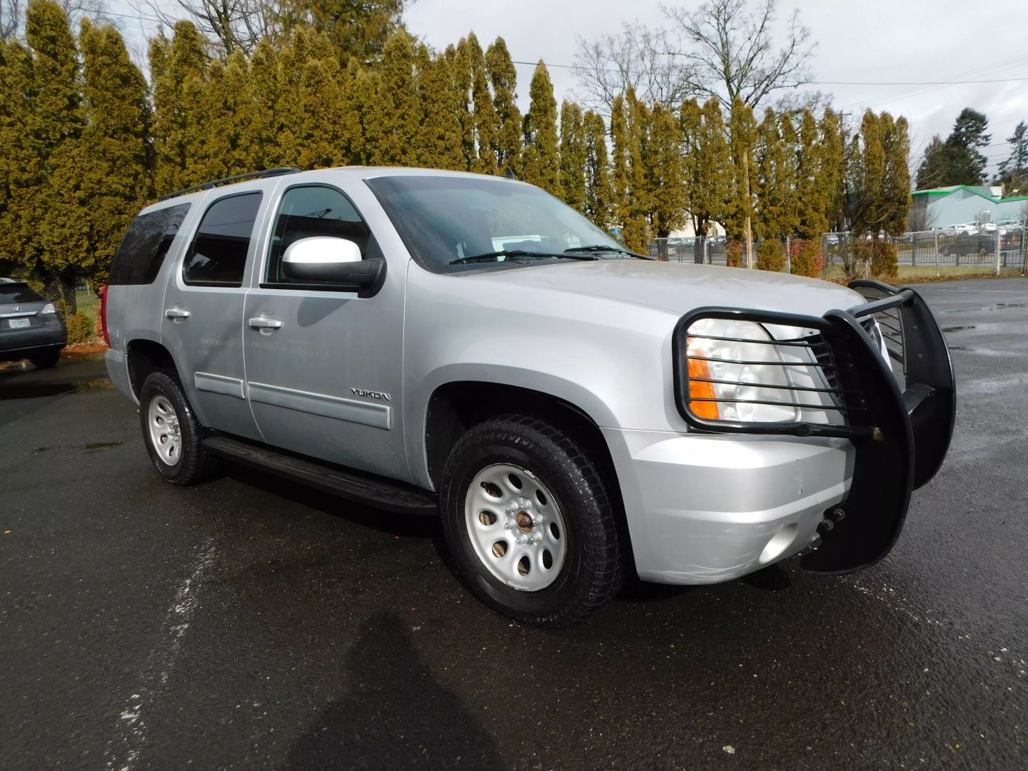 2012 GMC Yukon SLE's photo