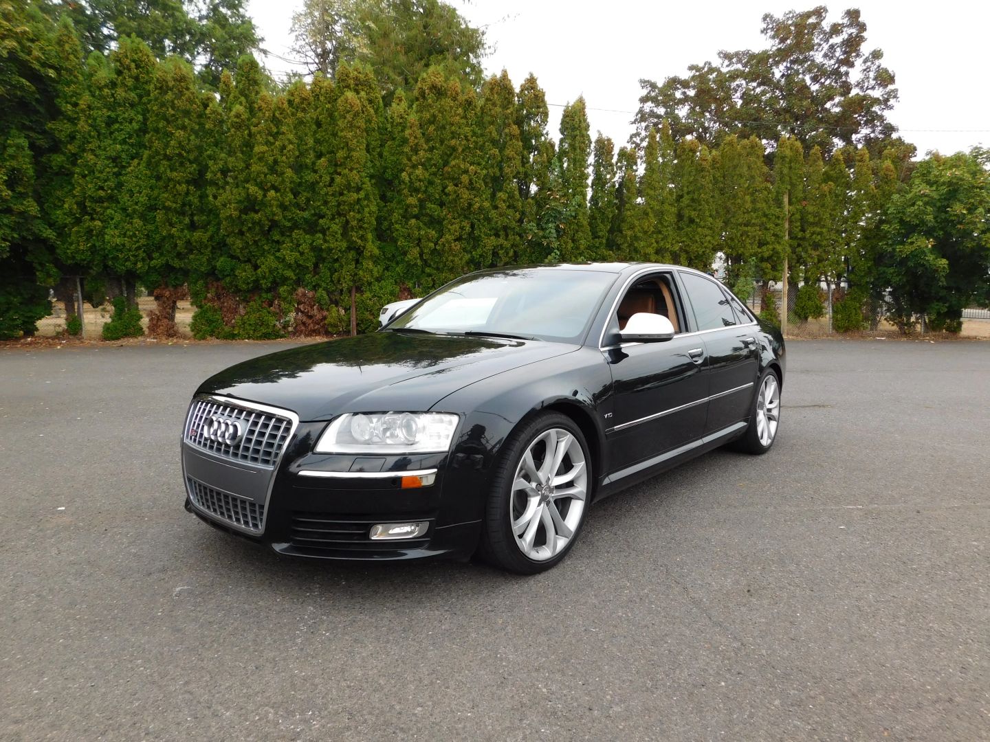 2008 Audi S8 Base's photo