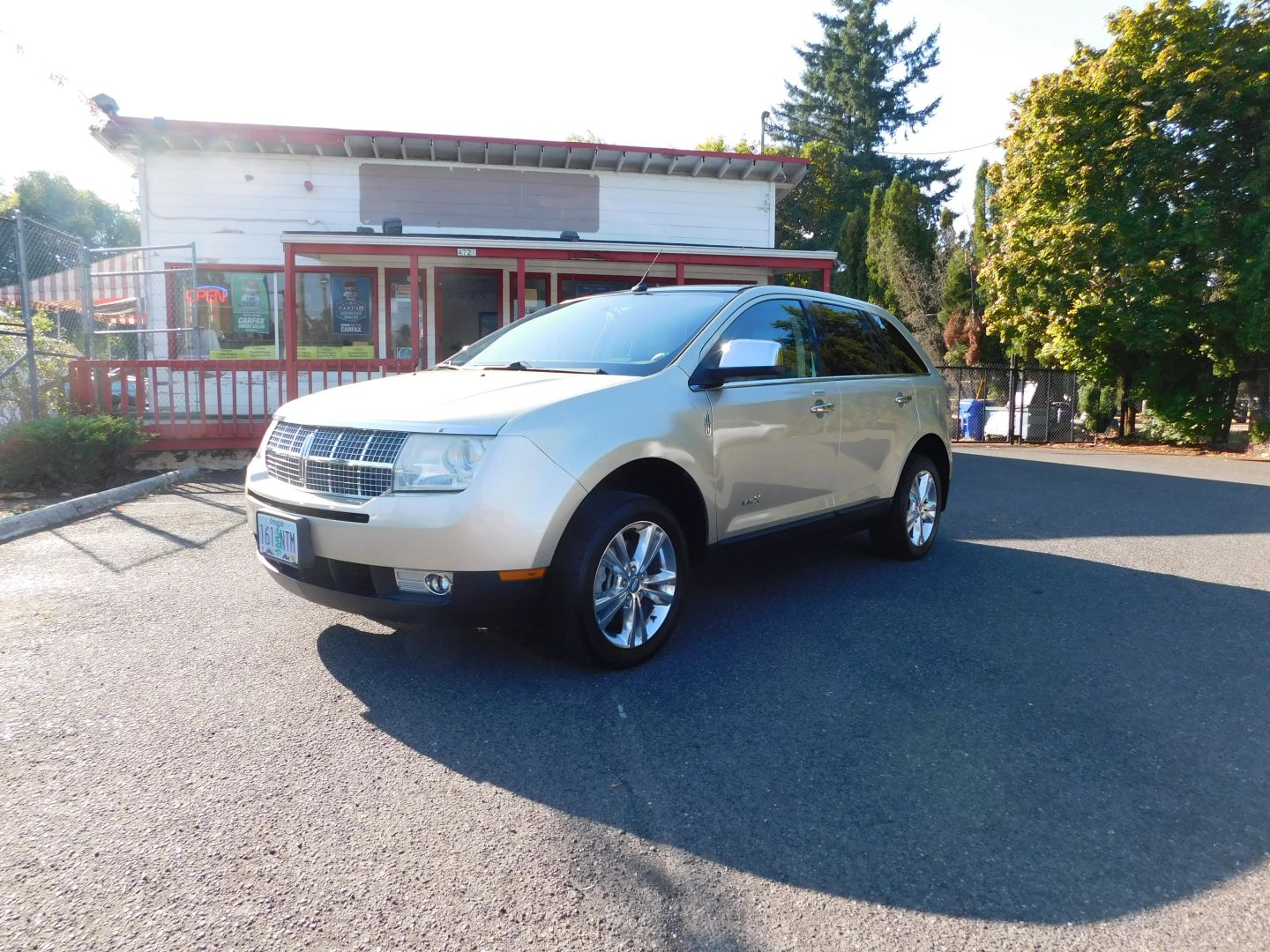 2010 Lincoln MKX Base's photo