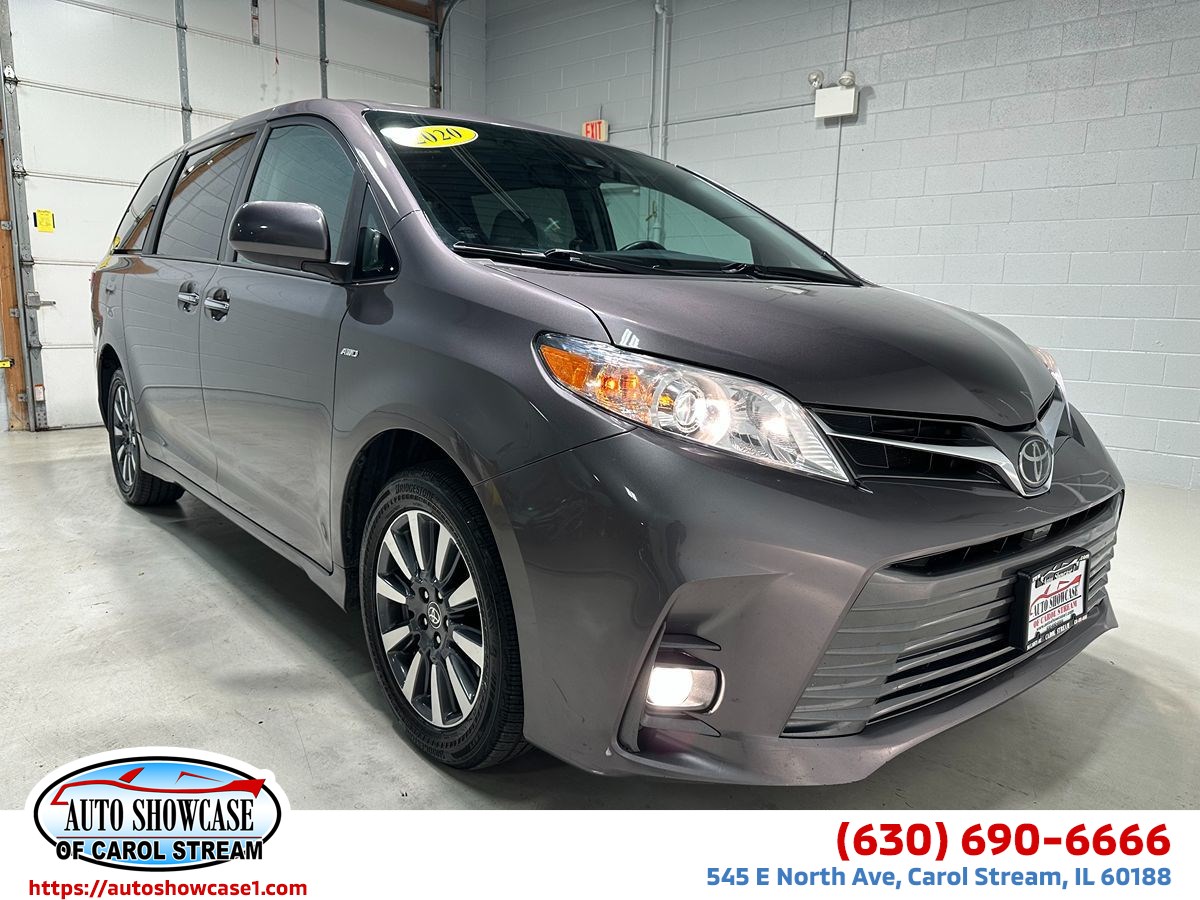 2020 Toyota Sienna XLE Premium's photo