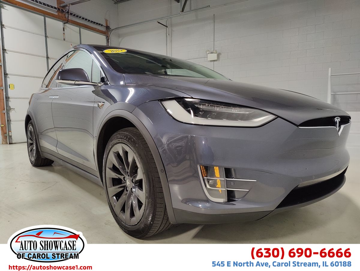 2019 Tesla Model X Long Range's photo