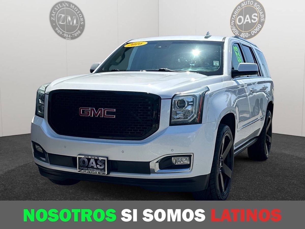 2016 GMC Yukon Denali's photo
