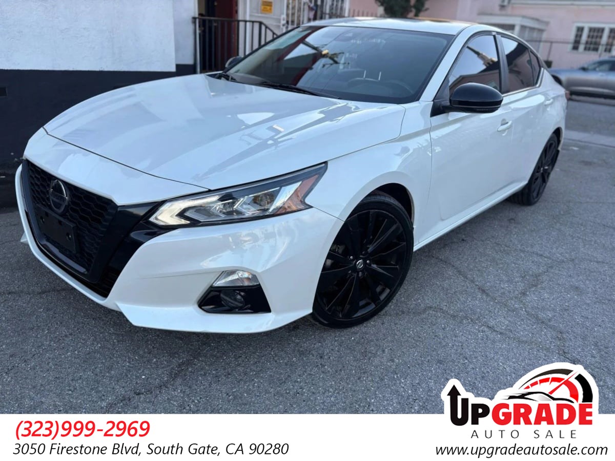 2022 Nissan Altima SR