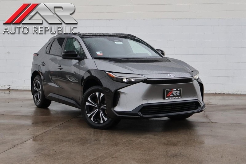 2023 Toyota bZ4X XLE's photo