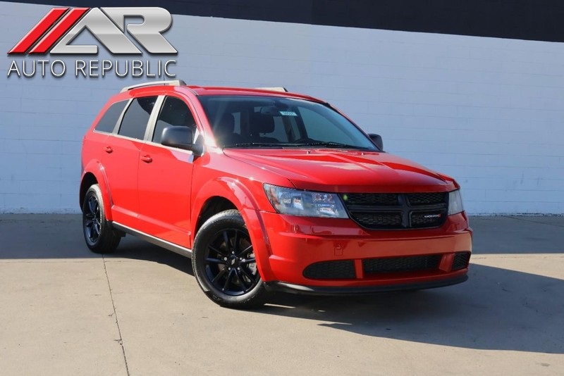 2020 Dodge Journey SE's photo