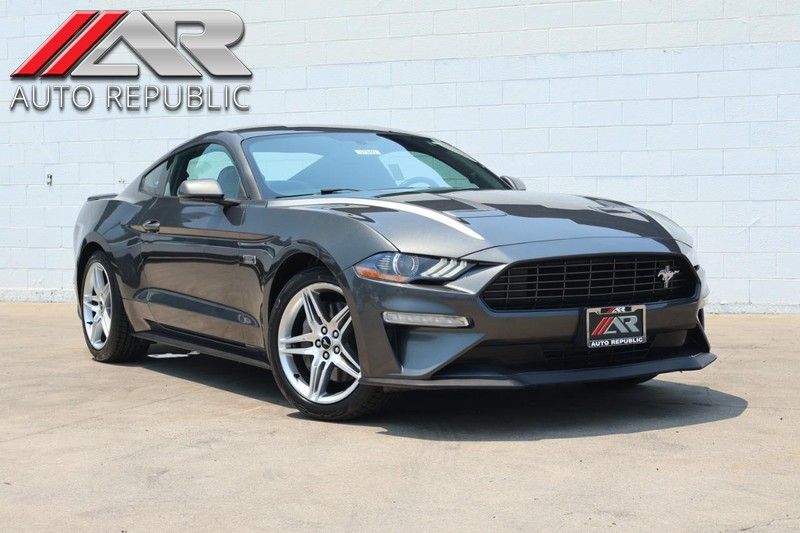 2020 Ford Mustang EcoBoost