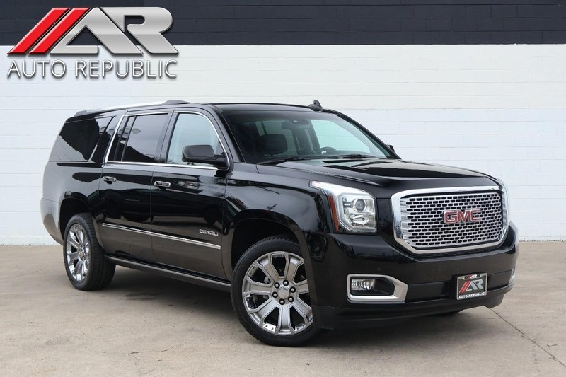 2016 GMC Yukon XL Denali's photo