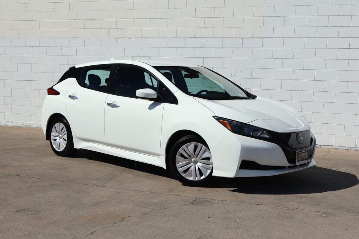 2023 Nissan Leaf S